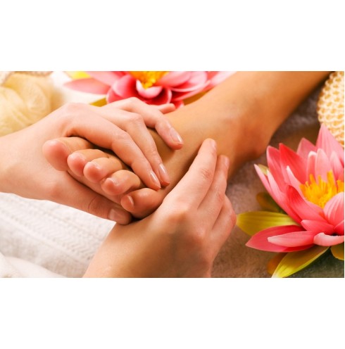 Experience our most amazing Thai Foot Massage starting @ just Rs. 990